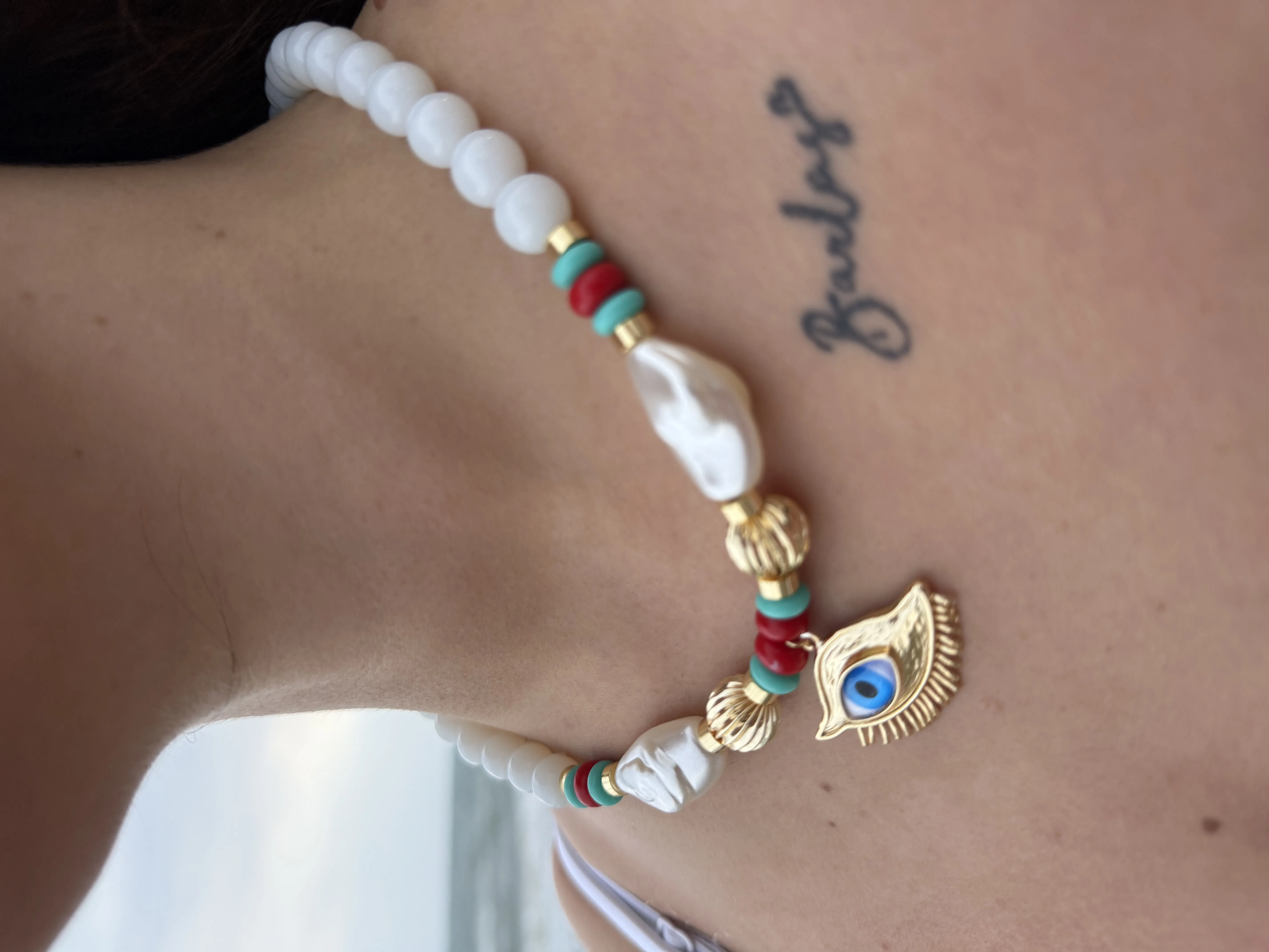 Gold Göz Uçlu Sedefli İnci Detay Beyaz Kolye 