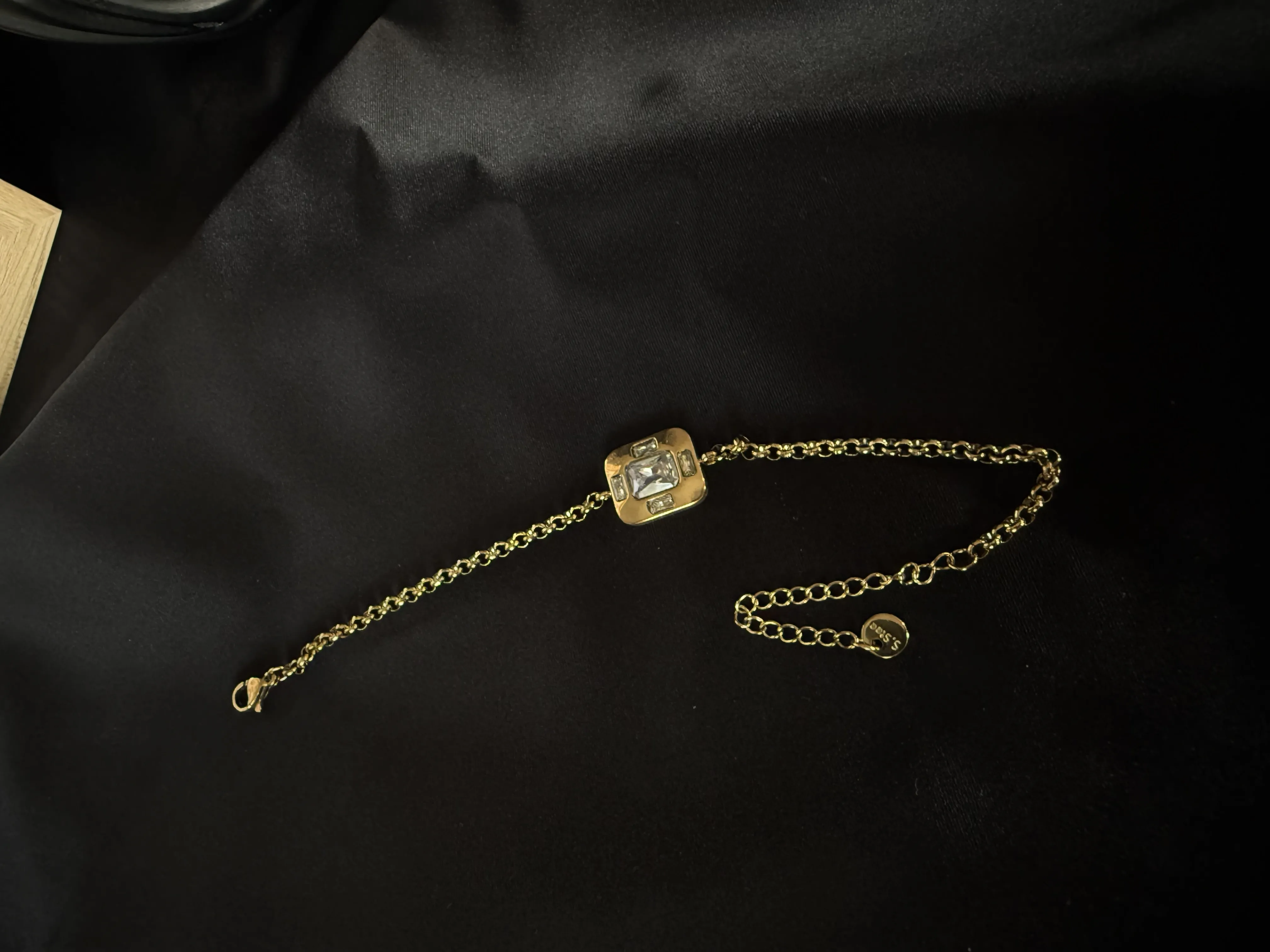 Baget Taşlı Gold Çelik Bileklik 